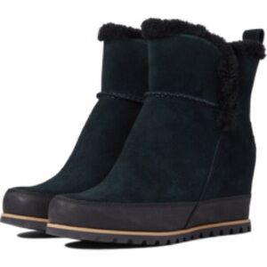 Ugg Wedge Booties New in box.